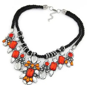 Hot Necklaces Pendants Women Statement Necklace Trendy Colar Choker Necklace Crystal Flower Pendant For Party Gift Wedding