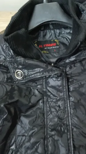 Woman puffer jackets